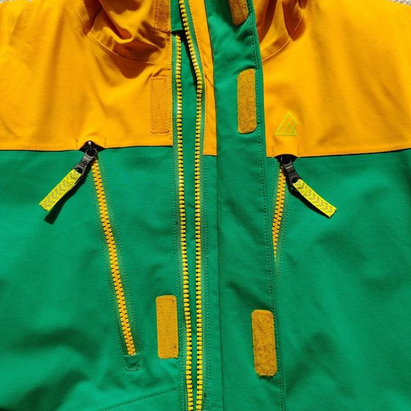 Boys' Ripzone ski/snowboard jacket, size XL - Picture 5 of 10